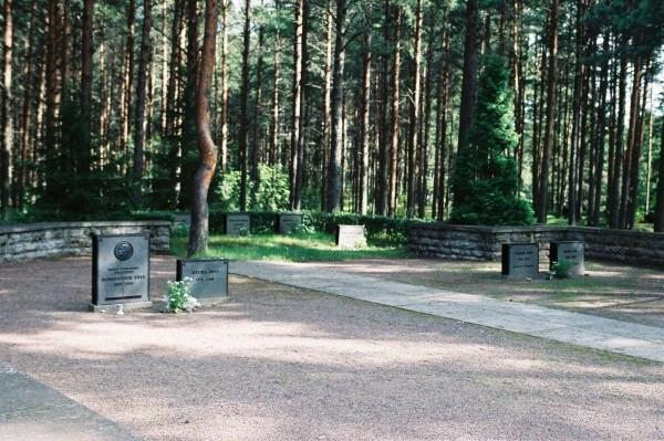 Der Friedhof "Tallinna Metsakalmistu"